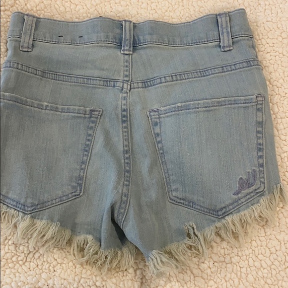 Express Jean Shorts - Picture 4 of 4